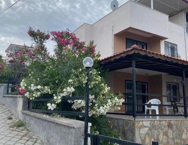 Three-Bedroom Vacation Home 