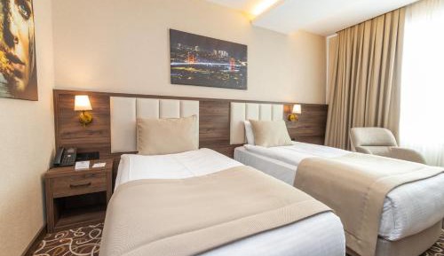 Standard Twin Room