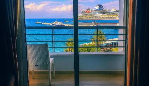 Superior Double or Twin Room with Sea View