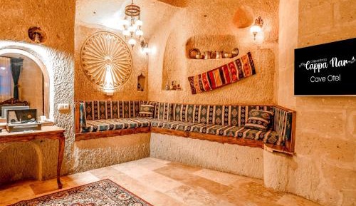 Deluxe Suite with Spa Bath
