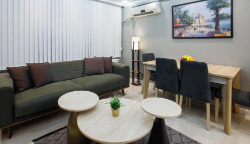 Deluxe Suite with Spa Bath