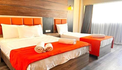 Large Double or Twin Room