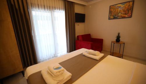 Double Room with Balcony (2 Adults + 1 Child)