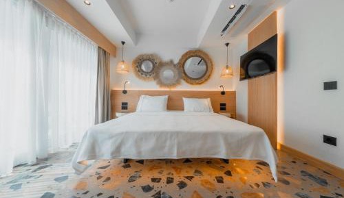 Queen Room with Sea View