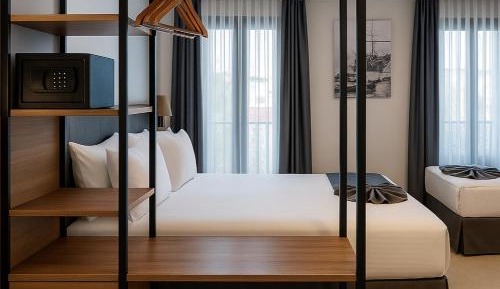Superior Triple Room