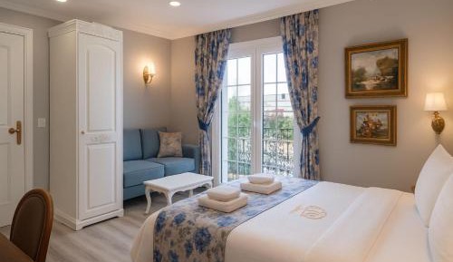 Triple Room with Sea View