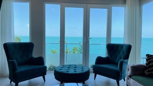 Two-Bedroom Apartment with Sea View