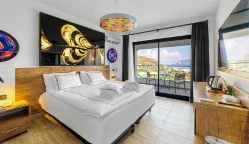 Standard Double or Twin Room with Sea View