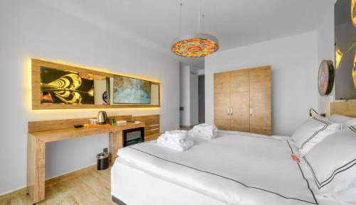 Standard Double or Twin Room with Garden View