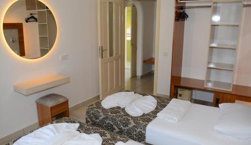 Annex - One-Bedroom Apartment (2 Adults)