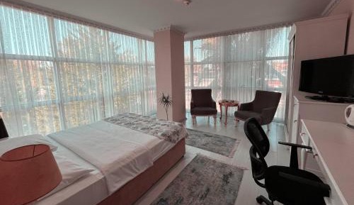 Deluxe Double Room with Bath