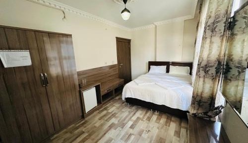 Large Single Room