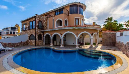Three-Bedroom Villa