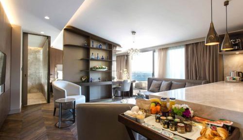 Sea View  Terrace Suite 