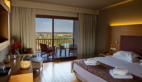 King Room with Balcony