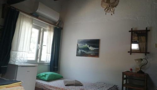 Basic Triple Room