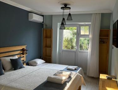 Deluxe Double or Twin Room with Garden View