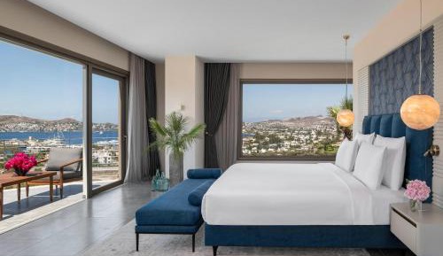 Premium Sunset Suite With Balcony