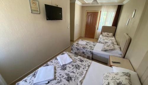 Family Room (4 Adults)