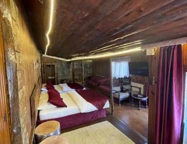 Suite with River View