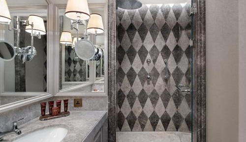 Deluxe Ciragan Bosphorus View King Room