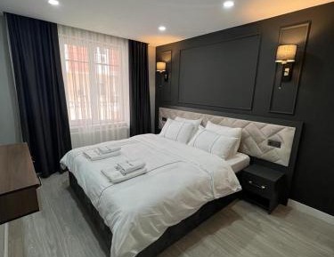 Suite with Garden View