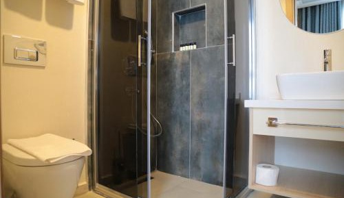Economy Twin Room