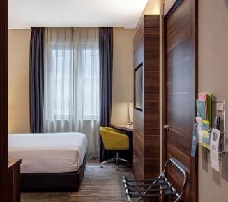 Standard Double Room - Disability Access