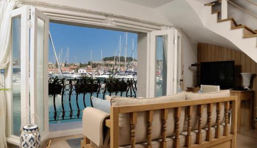 Suite with Sea View
