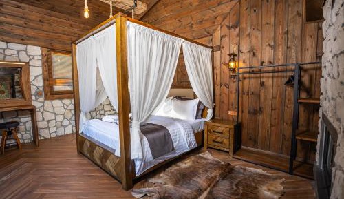 Junior Suite with Balcony