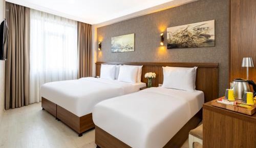 Deluxe Triple Room