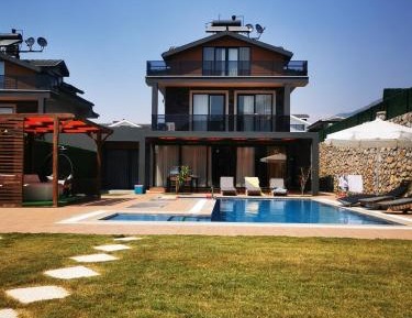 Villa with Sea View
