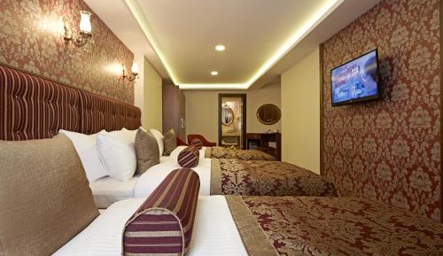 Deluxe Triple Room