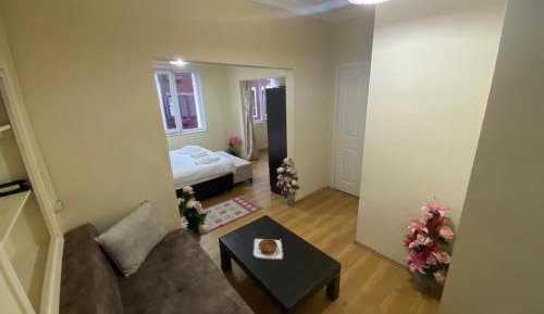 Apartment (4 Adults)