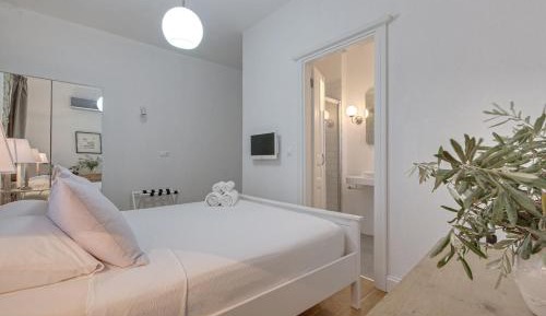 Double Room with Courtyard View