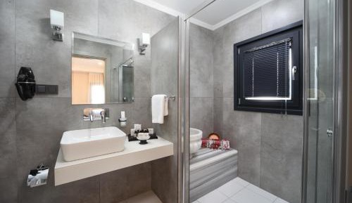 Deluxe Family & Connected Suite with 1 Bathroom with Turkish Hammam Sink Annex Building 