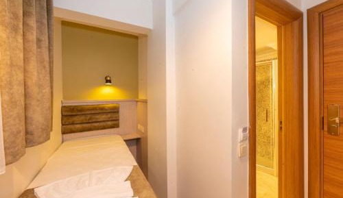 Budget Single Room