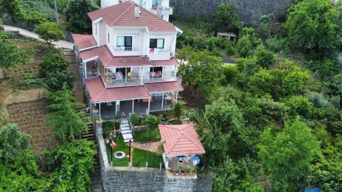 Villa - Beach Front