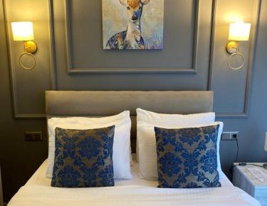 Double Room with Balcony (2 Adults + 1 Child)