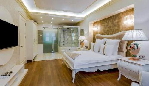 King Suite