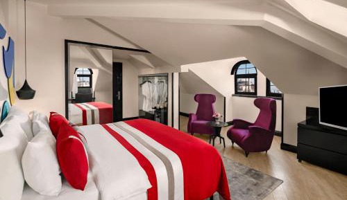 Penthouse Room