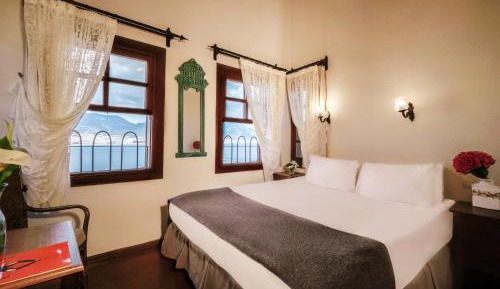 Standard Double Room with Sea View