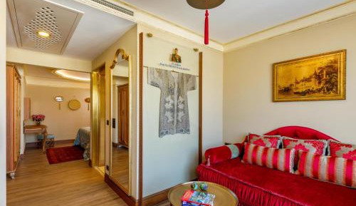 Superior Suite