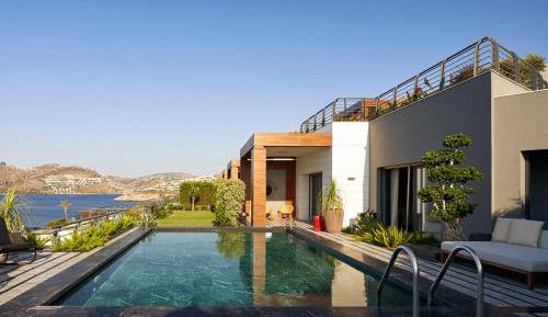 5 Bedroom Villa with Private Pool, Sauna and Maid’s Room