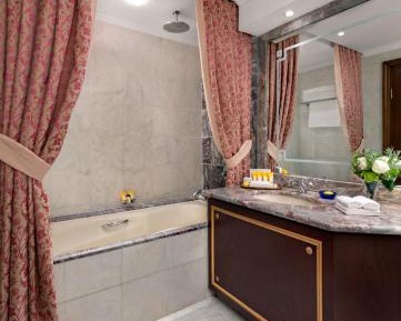 Harem Suite