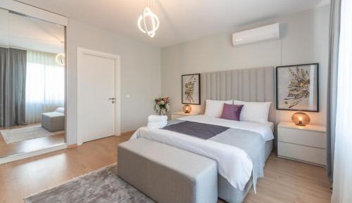 Suite with Private Pool