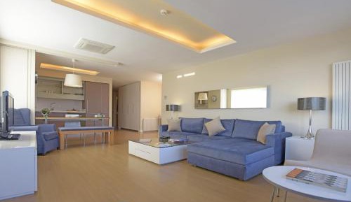 Two-Bedroom Apartment with Sea View