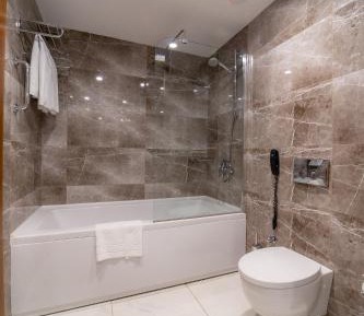 Deluxe Family Suite