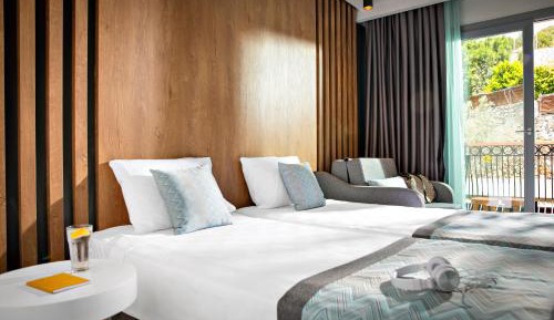 Large Double Room