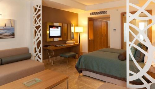 Standard Double or Twin Room with Land View